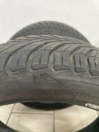 2 Neumáticos Michelin CrossClimate 225/40 R18
