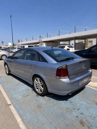 Opel Vectra GTS 2.2 DTi 16v