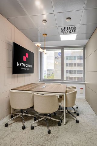 Oficina en alquiler en Les Corts en Barcelona