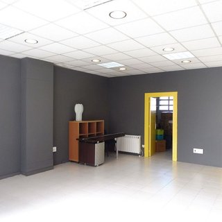 Local comercial en venta en Olot