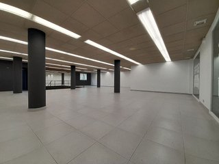 Local comercial en alquiler en Olot