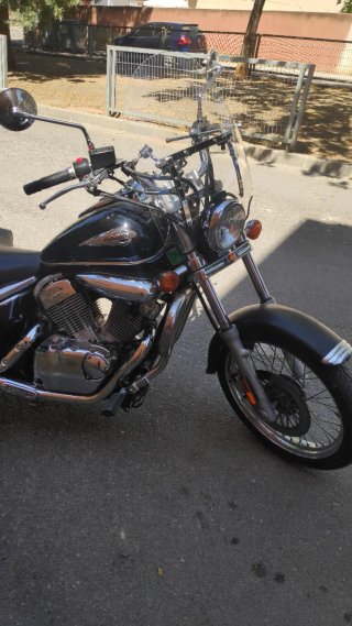 Suzuki VL 250 Intruder