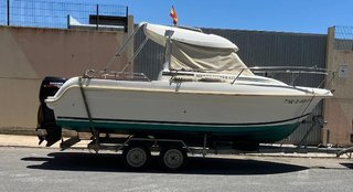 Embarcación Merry Fisher 625 + Remolque