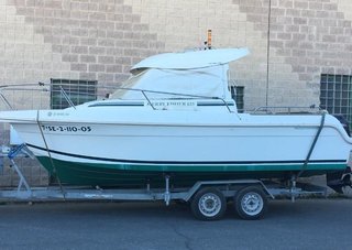 Embarcación Merry Fisher 625 + Remolque
