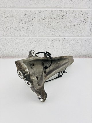Mangueta delantera izquierda BMW 520d 2011-2017 6775769