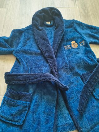 Bata niño Real Madrid azul talla 4-6