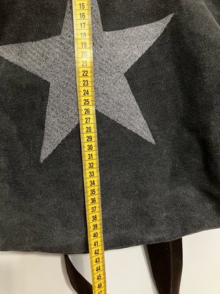 Bolso grande gris con estrella