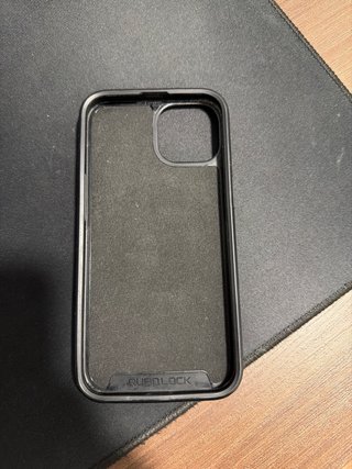 Funda Quad Lock iPhone 13 Negra