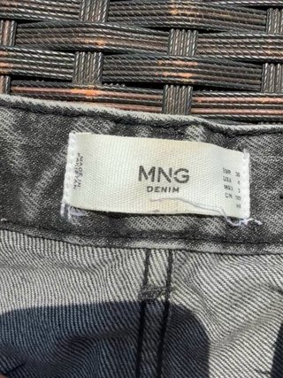 Vaqueros Mango rectos gris lavado