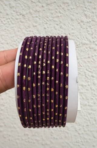 Churia / Braccialetti viola con delicati motivi a pois dorati
