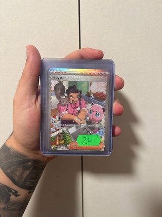 Carta Pokémon Entrenador Hugo Español