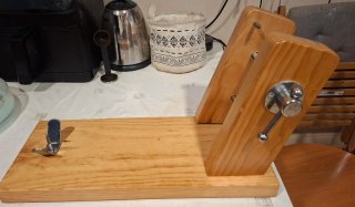 Jamonero de madera