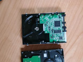 2 Discos Duros Maxtor y Seagate 160GB y 80GB