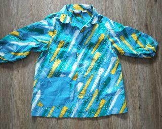 Bata escolar talla 86-92