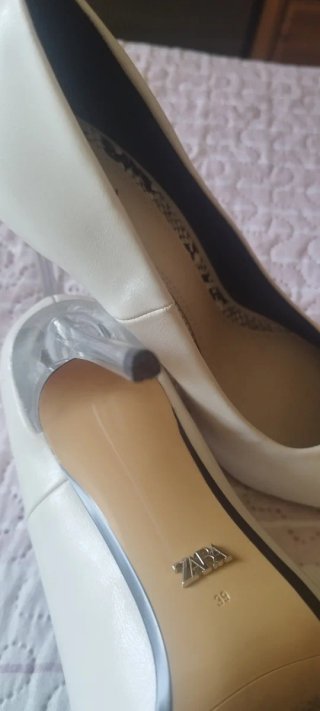 Scarpe con tacco Zara bianche taglia 39