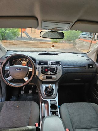 Ford Kuga SUV Gris Oscuro