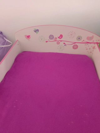 Cama infantil para niña