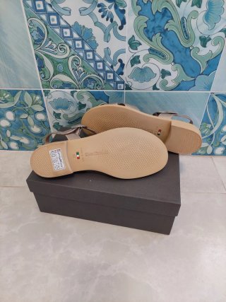 Sandali bassi NeroGiardini pelle champagne 39