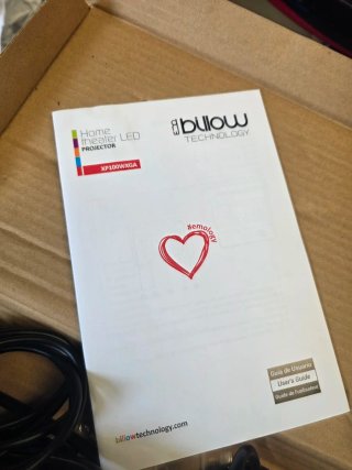 Proyector Billow XP100WXGA 3200 lúmenes