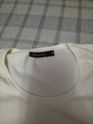 Camiseta Pedro del Hierro blanca con dibujo