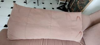 Sofá chaise longue rosa de tela
