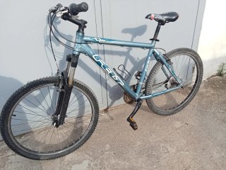Bicicleta felt 600
