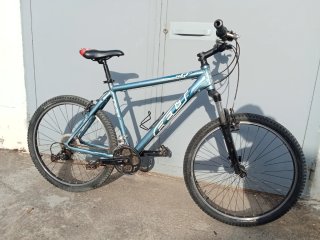 Bicicleta felt 600