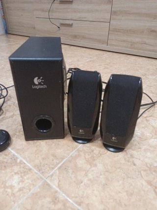 Altavoces Logitech para PC