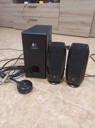 Altavoces Logitech para PC