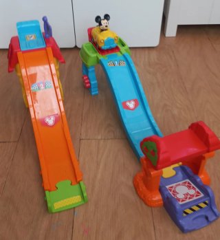 Casita Mickey Tut Tut Bólidos