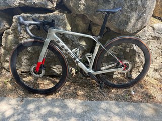Bicicleta Trek Madone Gen 8