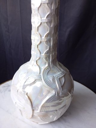 Jarrones de cristal nacarados