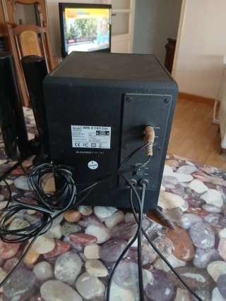 Altavoces Hercules Negros