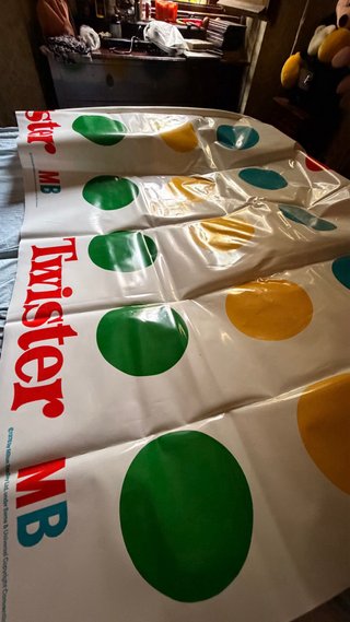 Twister gioco da tavolo MB Giochi