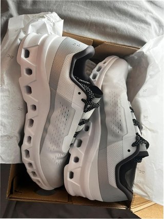 Zapatillas On Running Cloudtec Talla 45