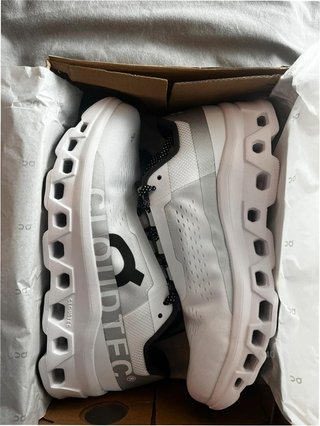 Zapatillas On Running Cloudtec Talla 45