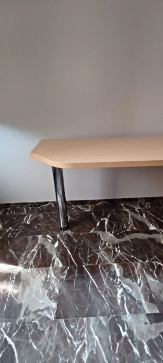 Mesa de estudio madera y metal