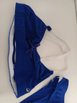 Bikini azul niña