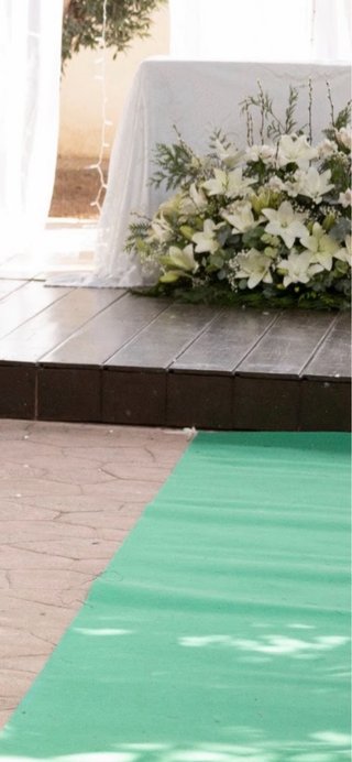 Alfombra verde para eventos 1 metro x 12  largo