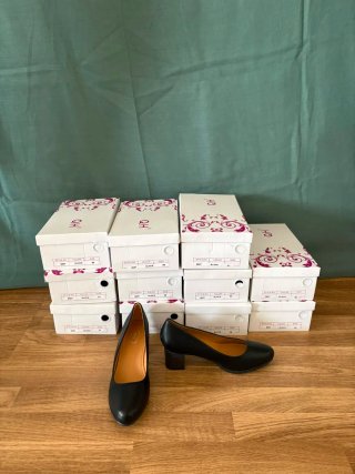 Zapatos de salón negros mujer varias tallas y uds.