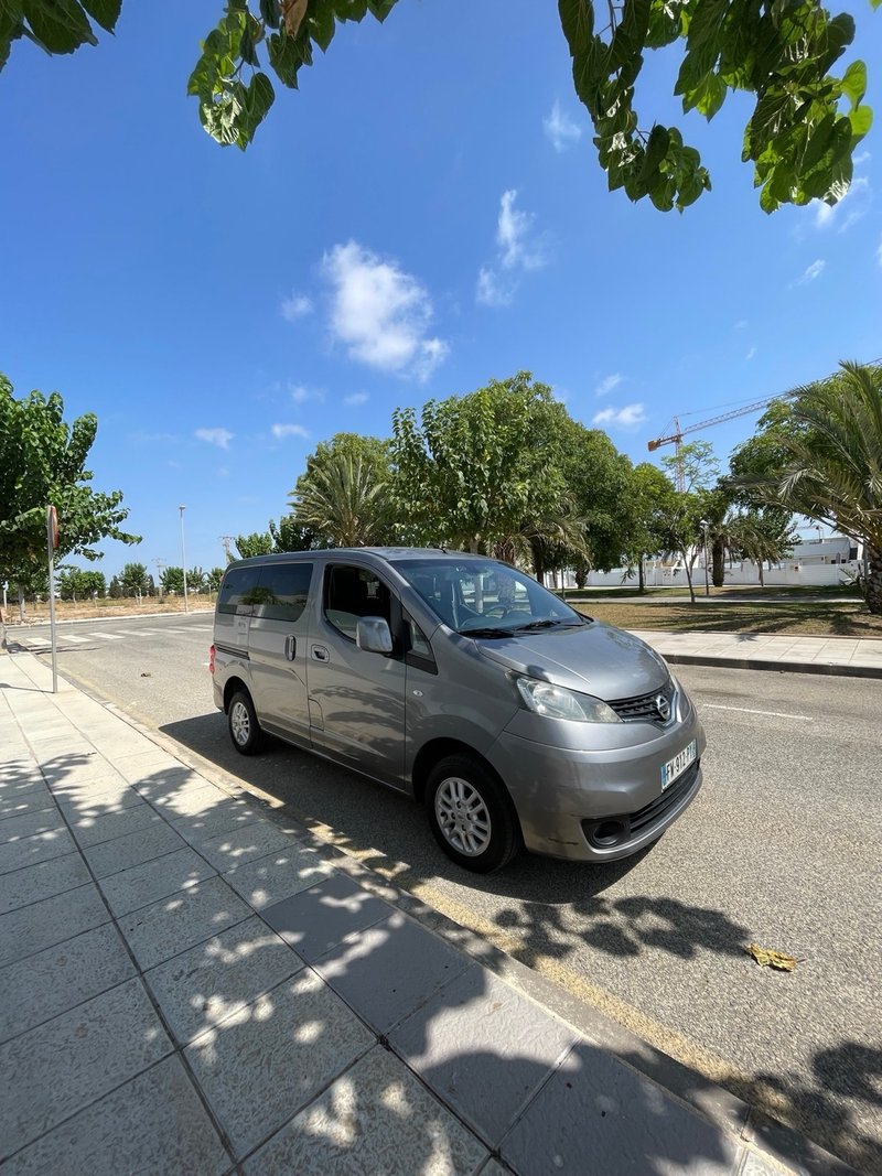 Nissan NV200 2012 - foto 1