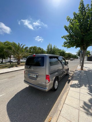 Nissan NV200 2012
