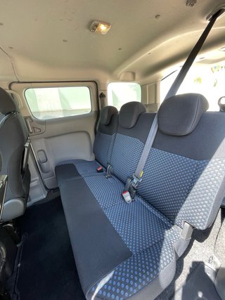 Nissan NV200 2012
