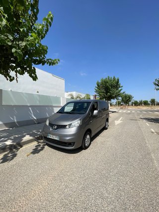Nissan NV200 2012