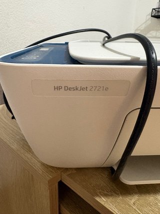 Impresora HPdeskjet 2721e Blanca y Azul