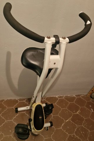 Bicicleta Estática Plegable Tecnovita by BH