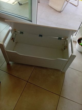 Mueble de almacenaje blanco