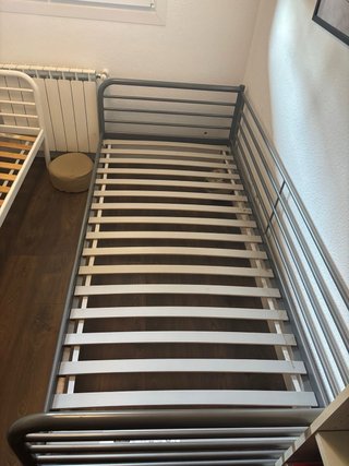 Cama SVARTA 90x200 Ikea