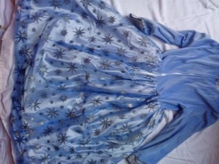 Vestido de fantasía azul con estrellas