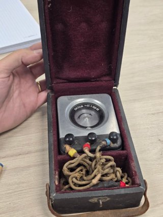 Comprobador fases AEG antiguo con estuche